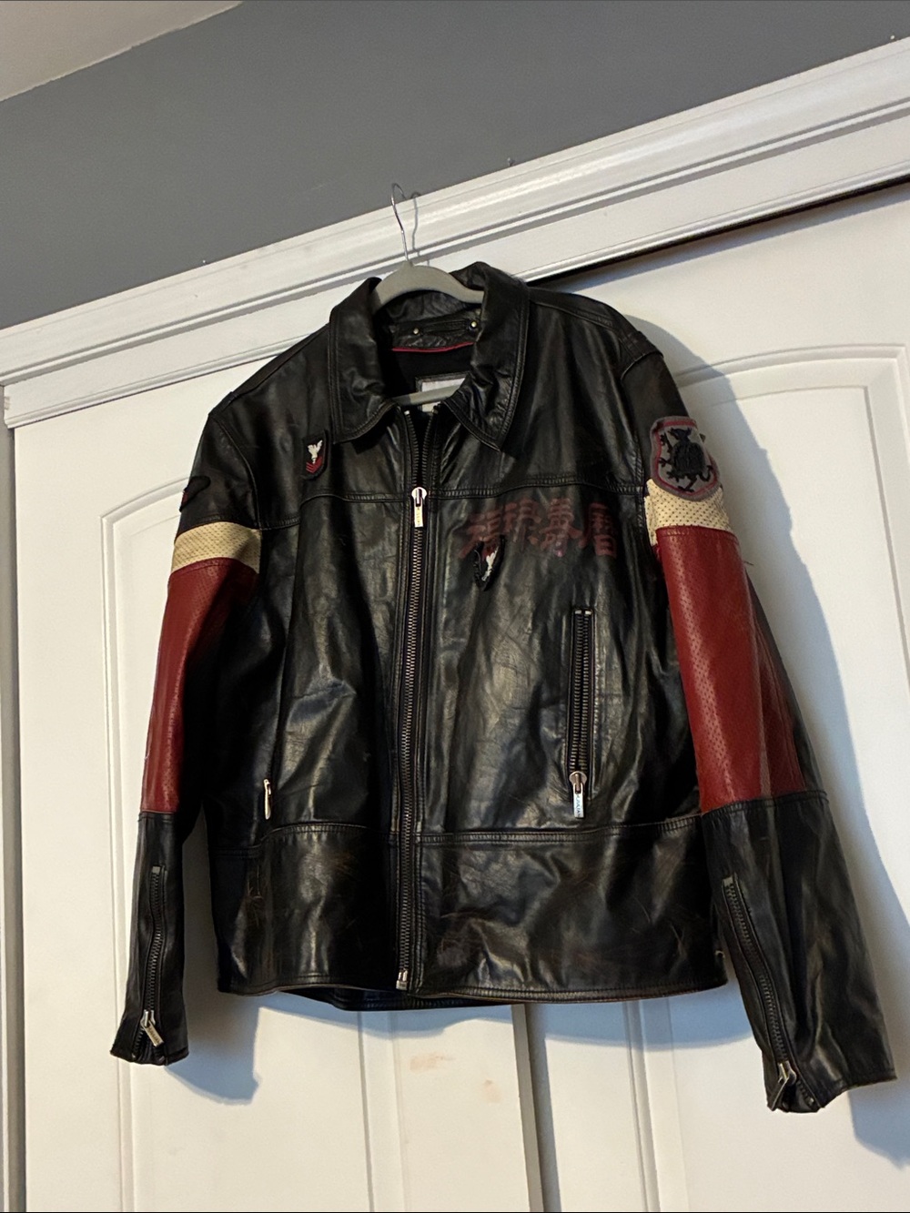 Y2K vintage Men's Black and Red Leather Jacket
